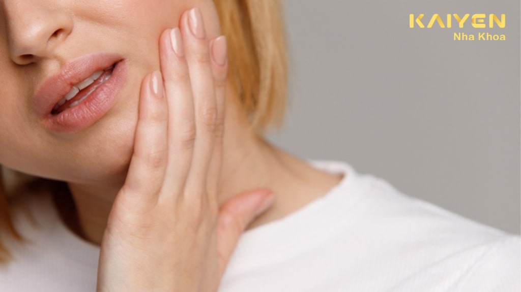 Không chăm sóc răng miệng tốt gây ra các bệnh lý như viêm lợi, viêm nha chu